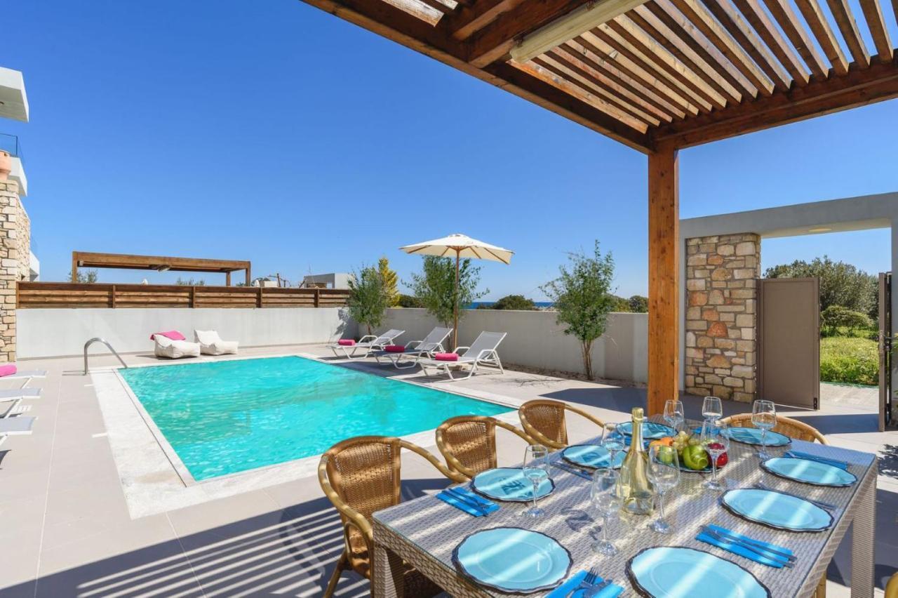 Villa Nikos Olivestone By *